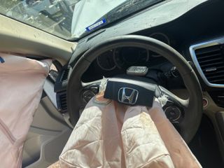 2017 Honda Accord EX-L - Interior Steering Wheel With Keys Image